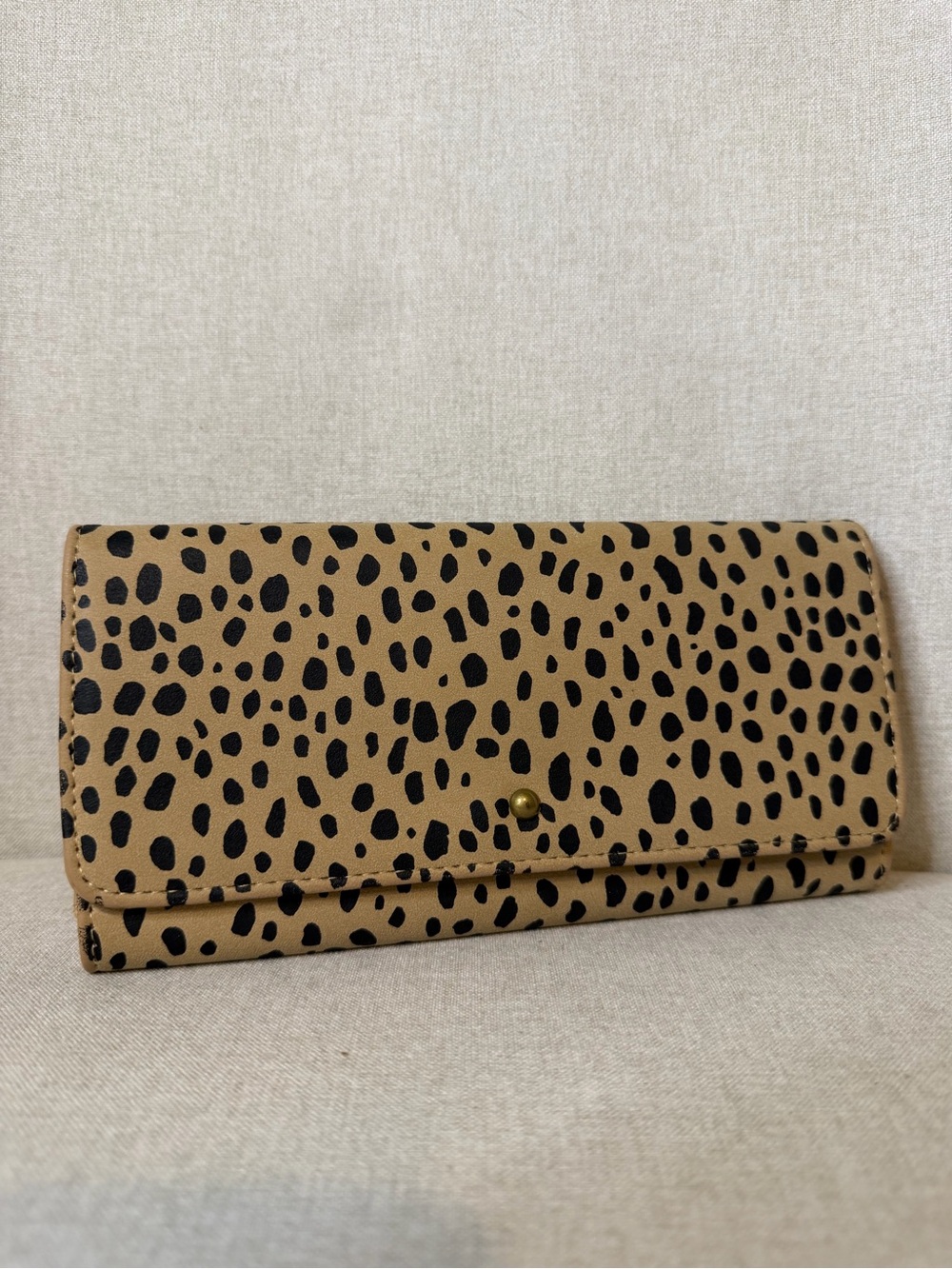 Universal Thread Tan and Black Leopard-Print Wallet